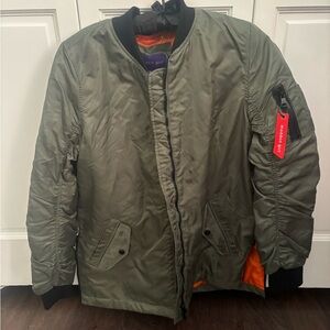 Madden Girl Womens Straight Bottom Bomber Jacket Olive Green